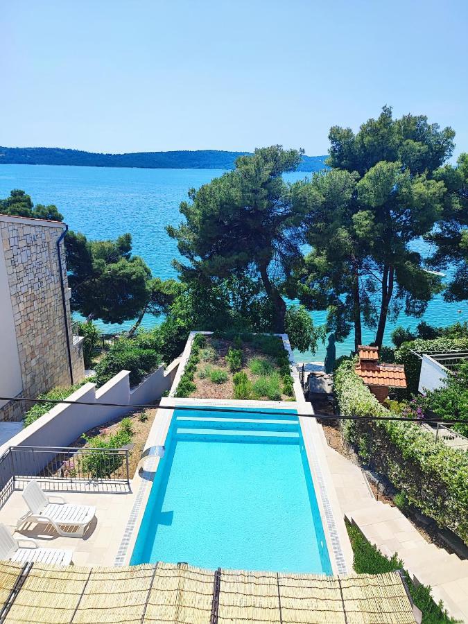 Villa Penava, Private Beach, Pool And 7Min To トロギール エクステリア 写真