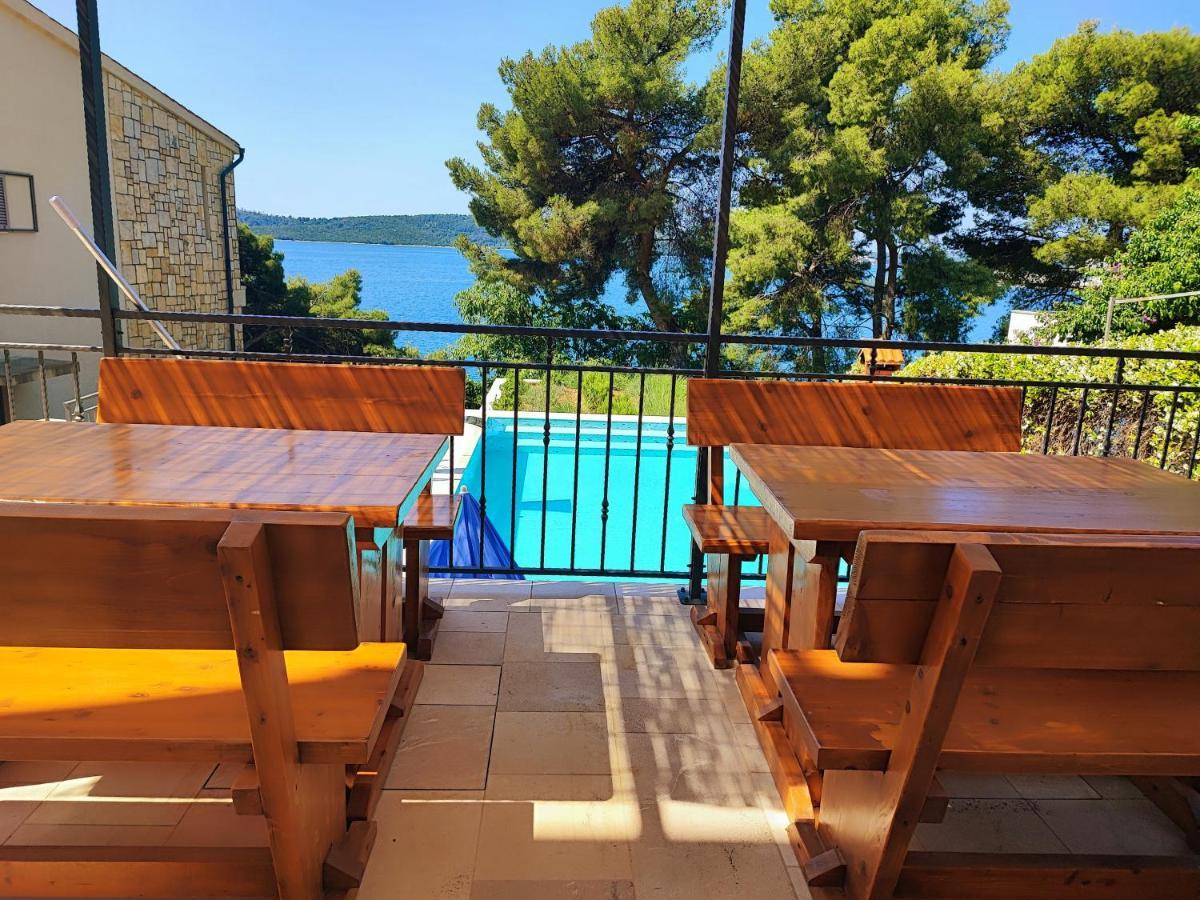 Villa Penava, Private Beach, Pool And 7Min To トロギール エクステリア 写真