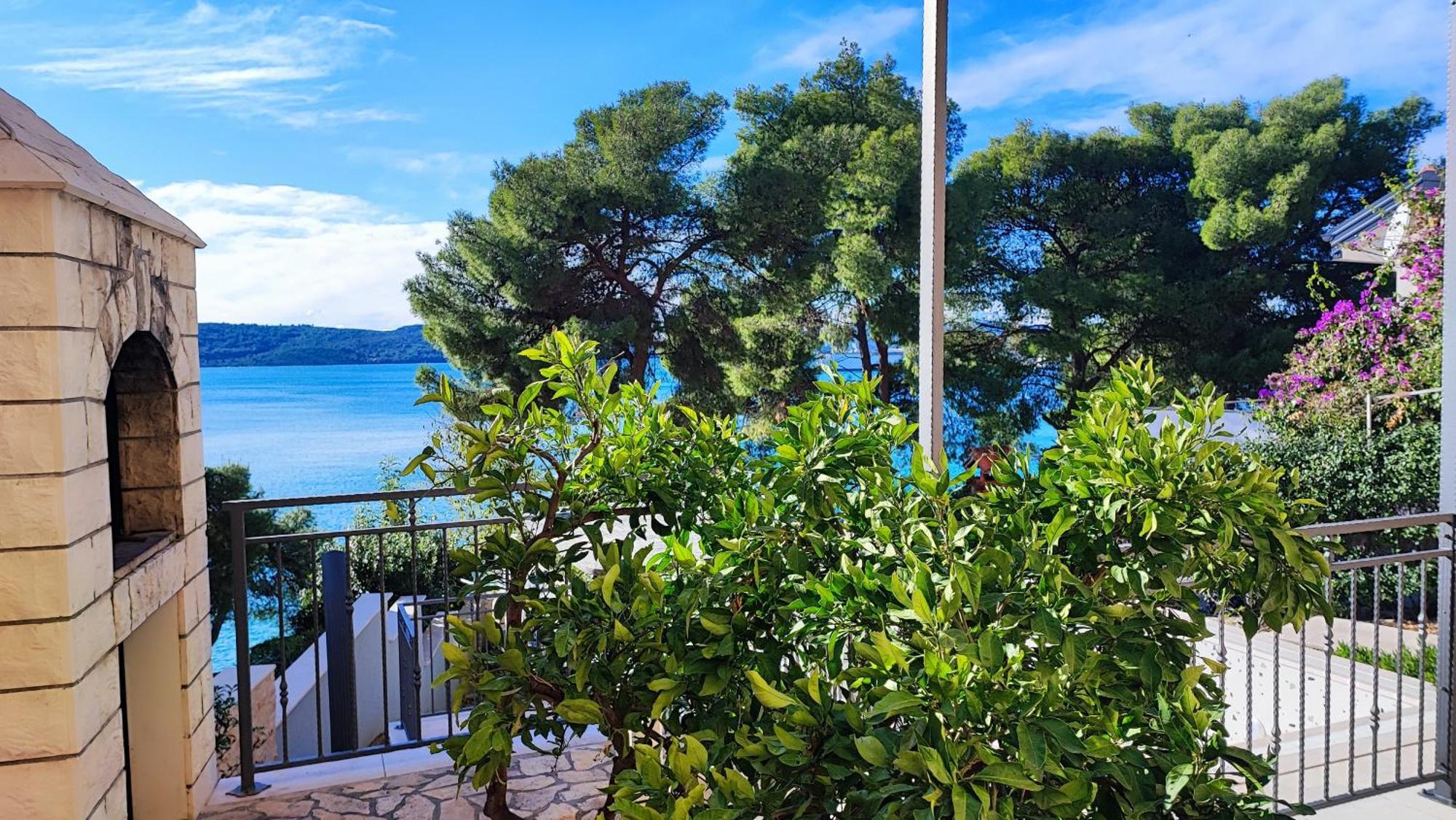 Villa Penava, Private Beach, Pool And 7Min To トロギール エクステリア 写真