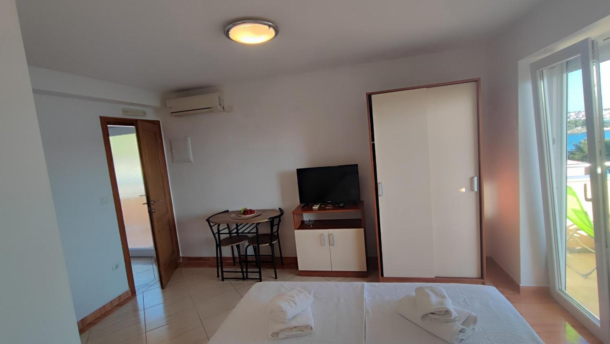 Villa Penava, Private Beach, Pool And 7Min To トロギール 部屋 写真