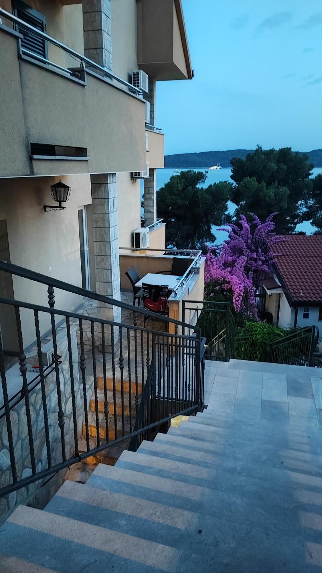 Villa Penava, Private Beach, Pool And 7Min To トロギール エクステリア 写真